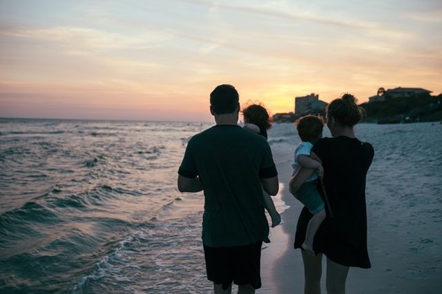 No Brainer Relationship Tips for New Parents That Don’t Have Time to Think