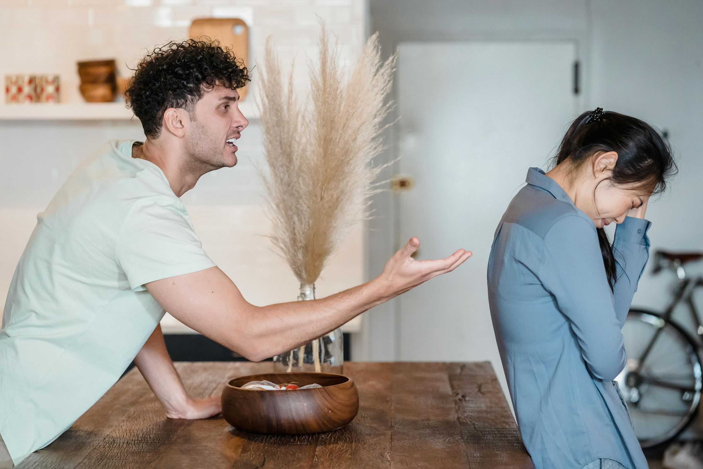 Why Healthy Boundaries Bring Couples Closer (Not Further Apart)